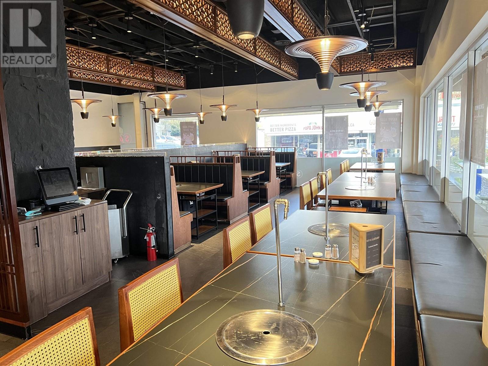 Listing Picture 3 of 9 : 240 3340 KINGSWAY, Vancouver / 溫哥華 - 魯藝地產 Yvonne Lu Group - MLS Medallion Club Member