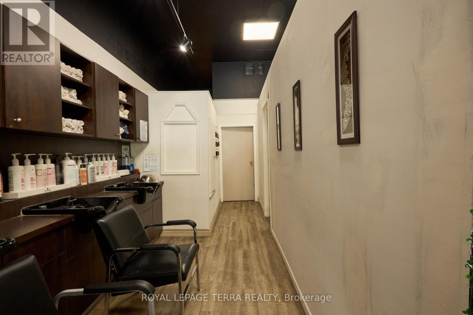 315 Blake Street, Barrie (North Shore), Ontario  L4M 1K7 - Photo 6 - S11981094