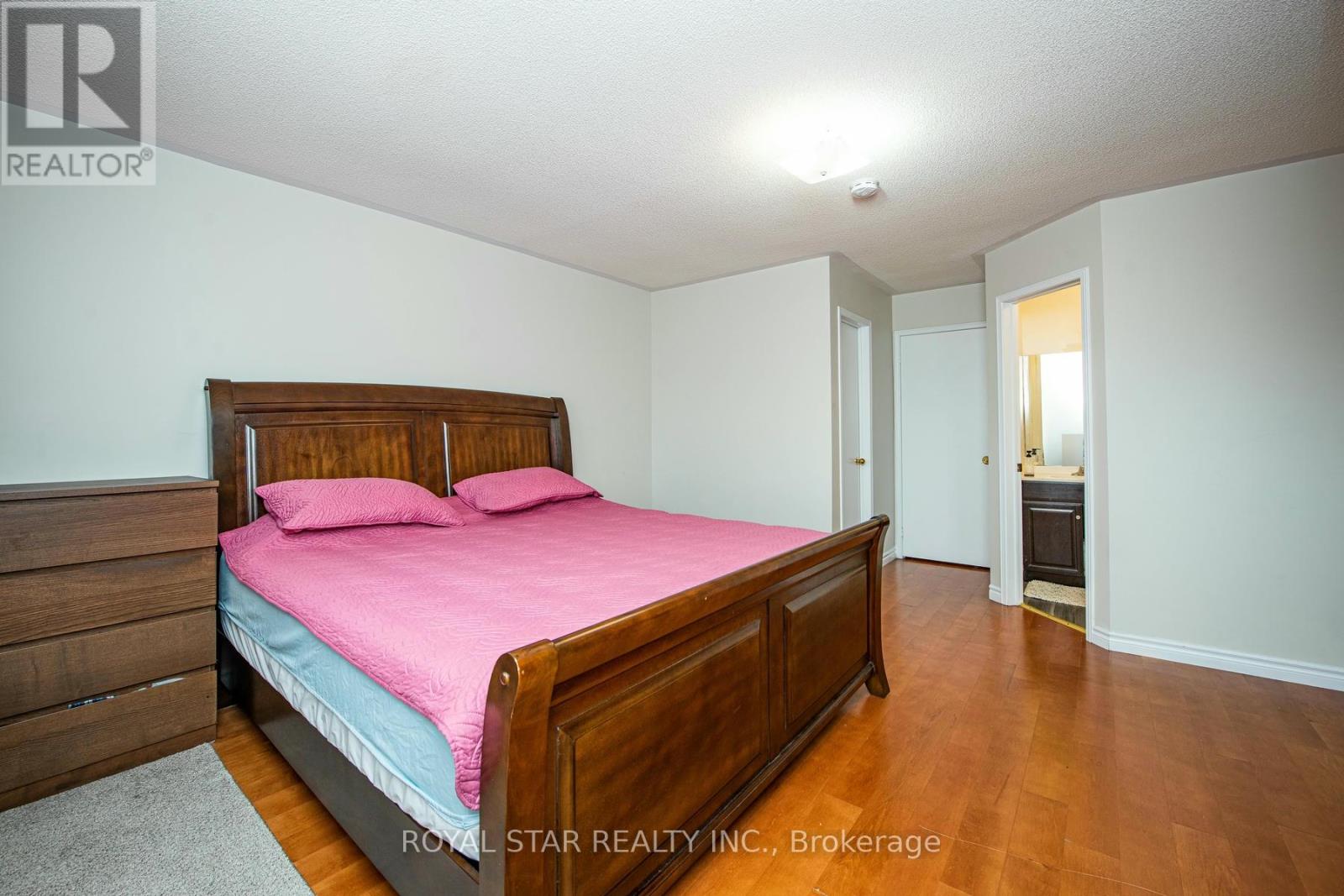 71 Muirland Crescent, Brampton, Ontario  L6X 4P3 - Photo 12 - W11980568