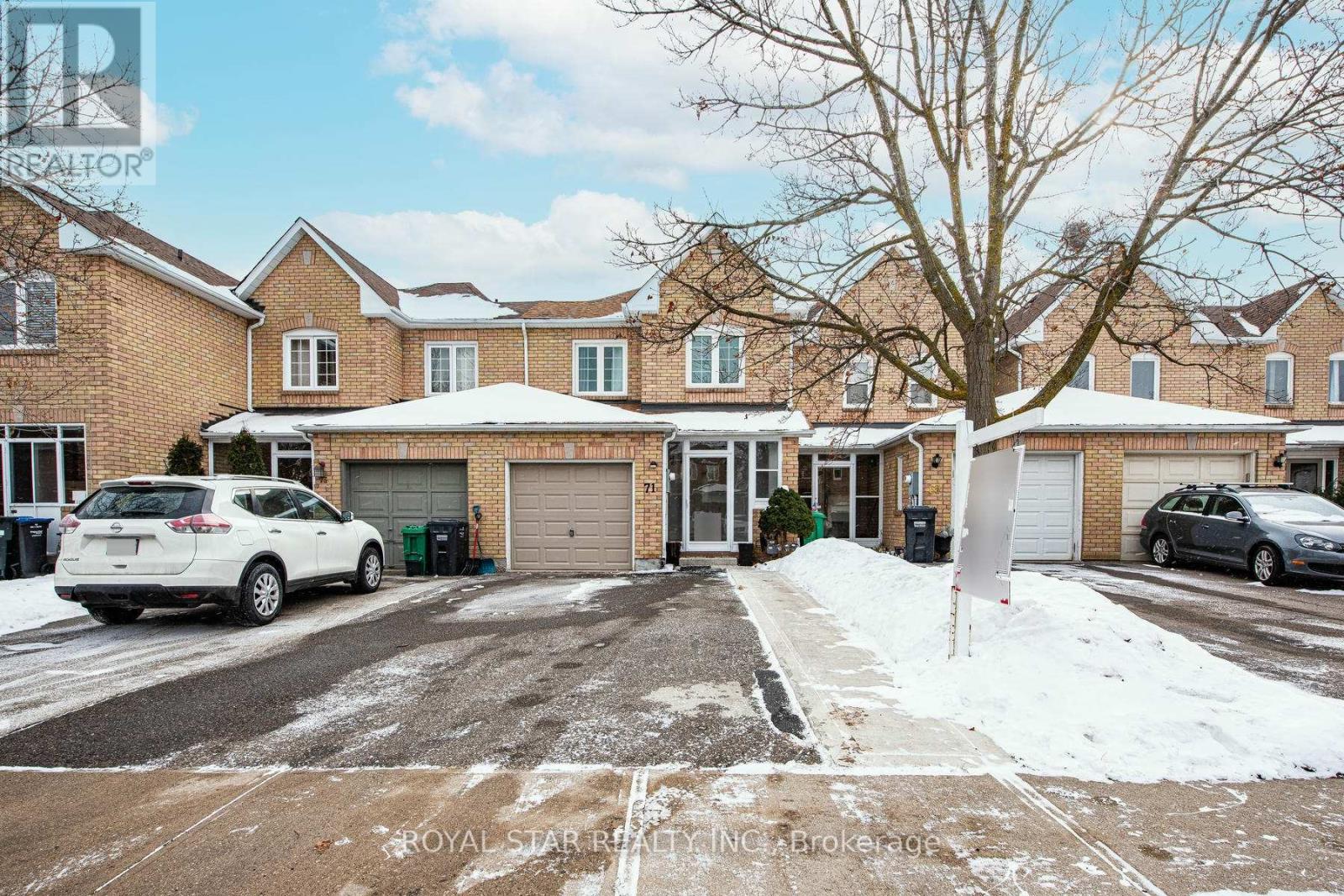 71 Muirland Crescent, Brampton, Ontario  L6X 4P3 - Photo 3 - W11980568