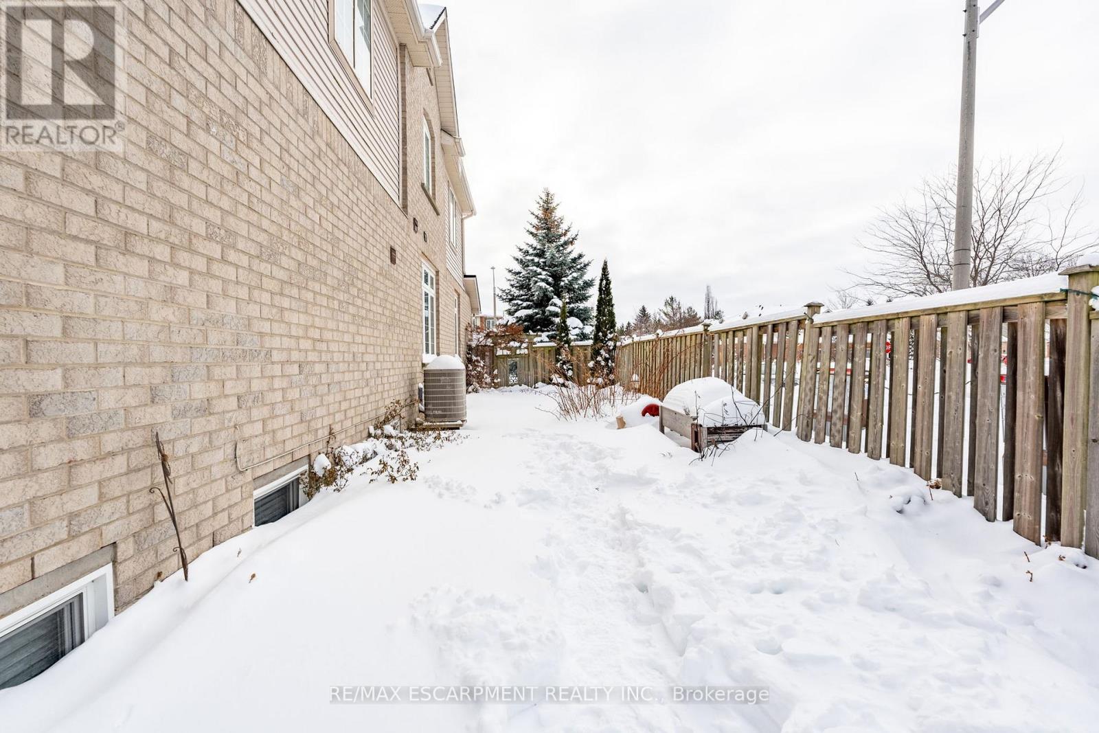 65 Goldenview Court, Hamilton, Ontario  L8B 0L3 - Photo 40 - X11981125