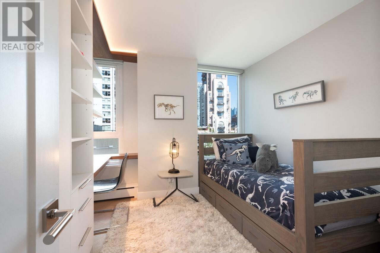 Listing Picture 9 of 18 : 1006 388 DRAKE STREET, Vancouver / 溫哥華 - 魯藝地產 Yvonne Lu Group - MLS Medallion Club Member