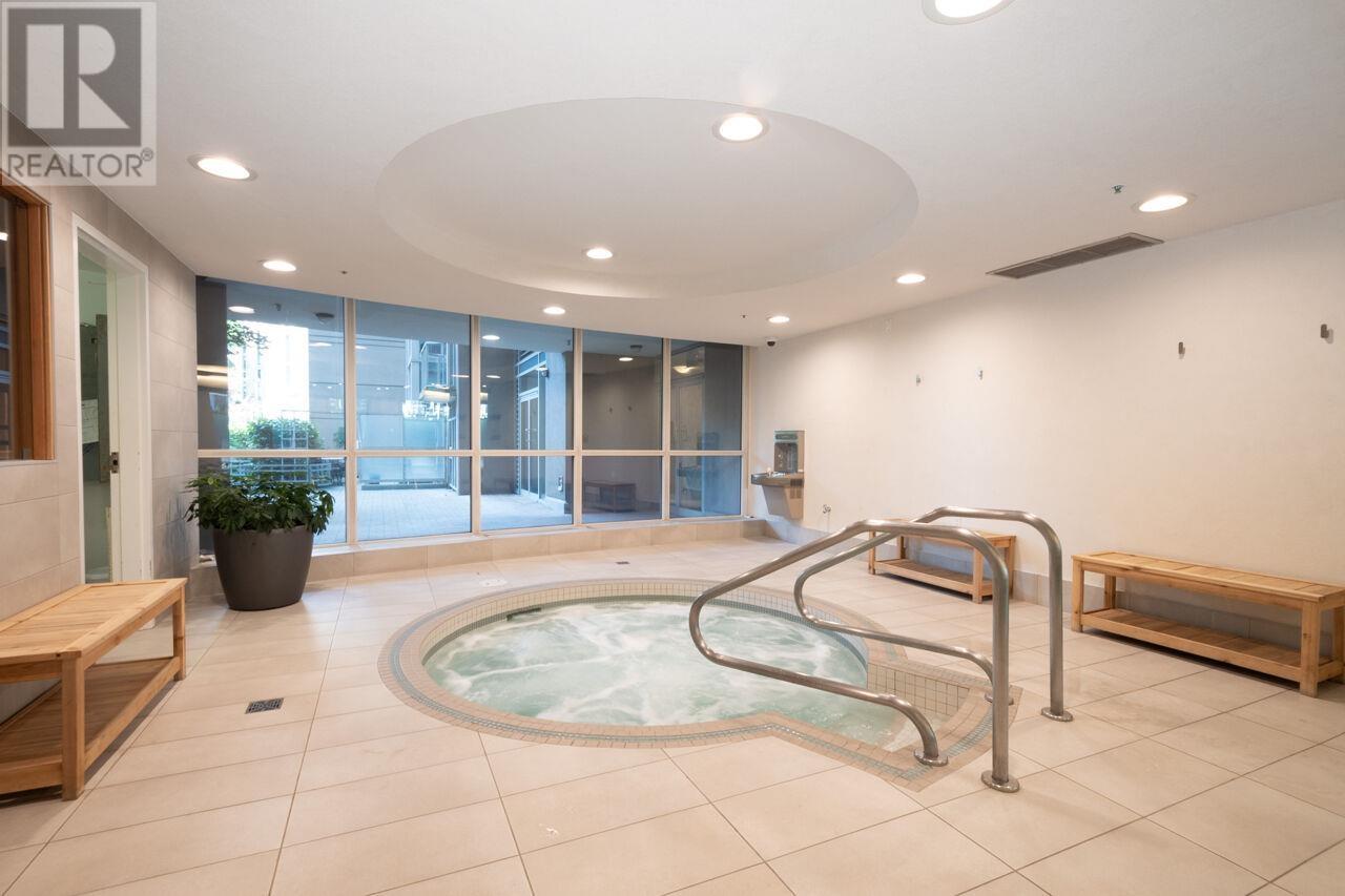 Listing Picture 14 of 18 : 1006 388 DRAKE STREET, Vancouver / 溫哥華 - 魯藝地產 Yvonne Lu Group - MLS Medallion Club Member