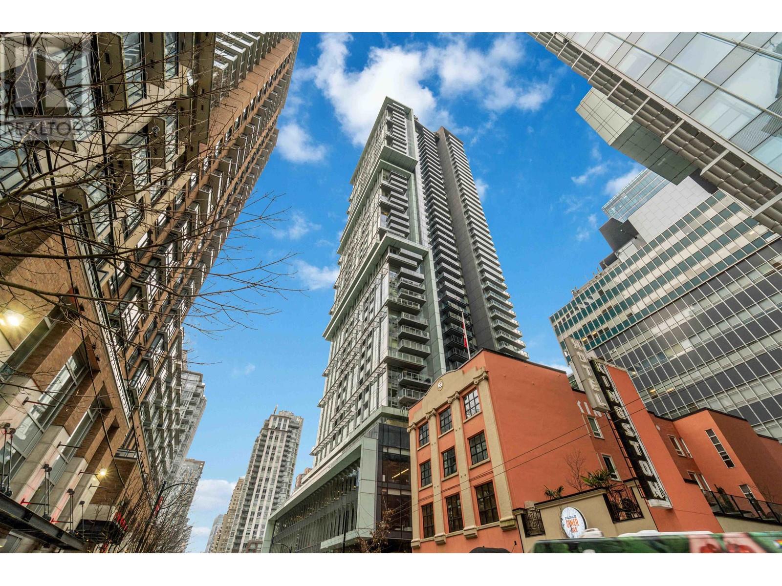 Listing Picture 28 of 30 : 2807 777 RICHARDS STREET, Vancouver / 溫哥華 - 魯藝地產 Yvonne Lu Group - MLS Medallion Club Member