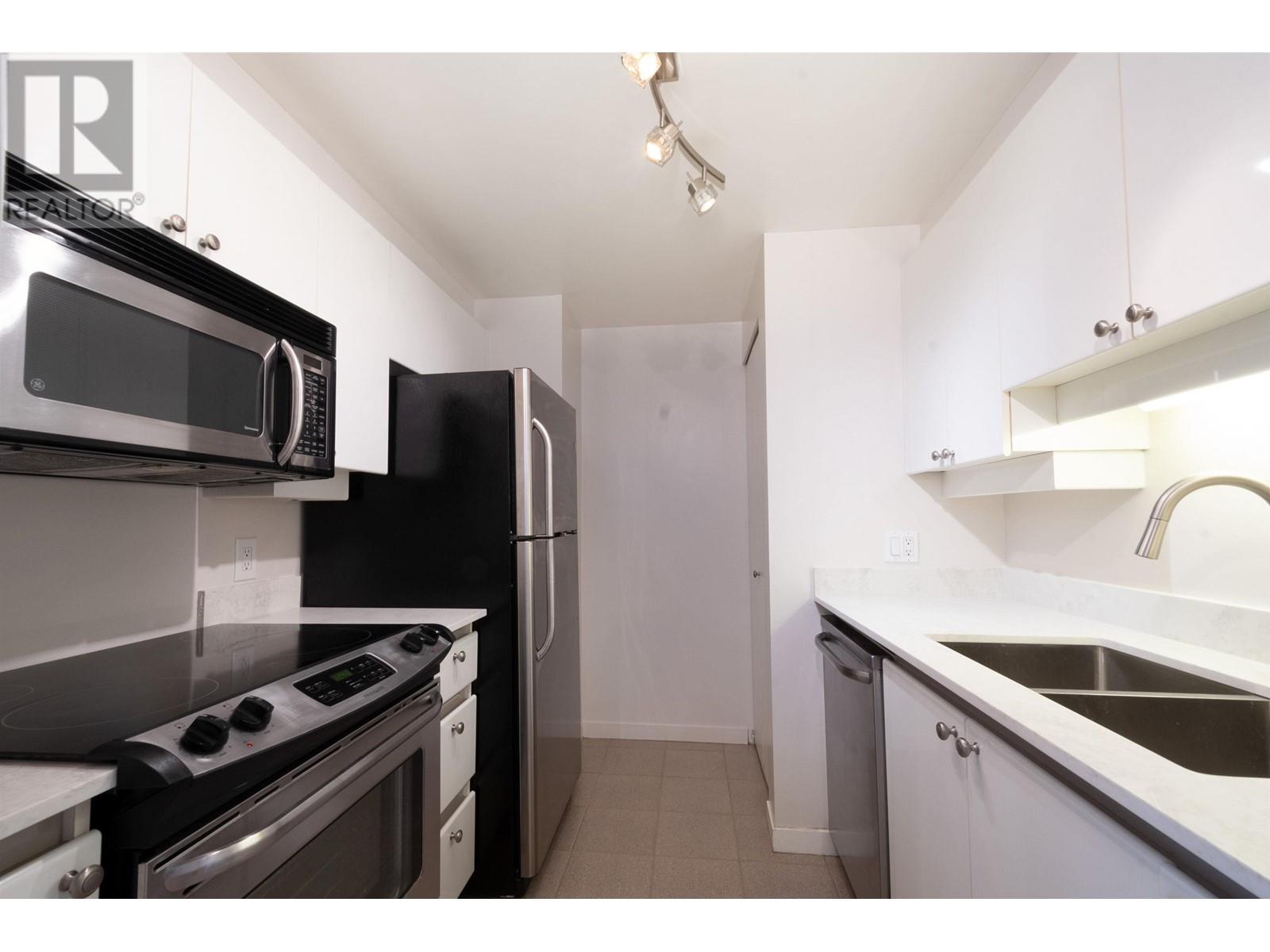 Listing Picture 14 of 40 : 1505 930 CAMBIE STREET, Vancouver / 溫哥華 - 魯藝地產 Yvonne Lu Group - MLS Medallion Club Member