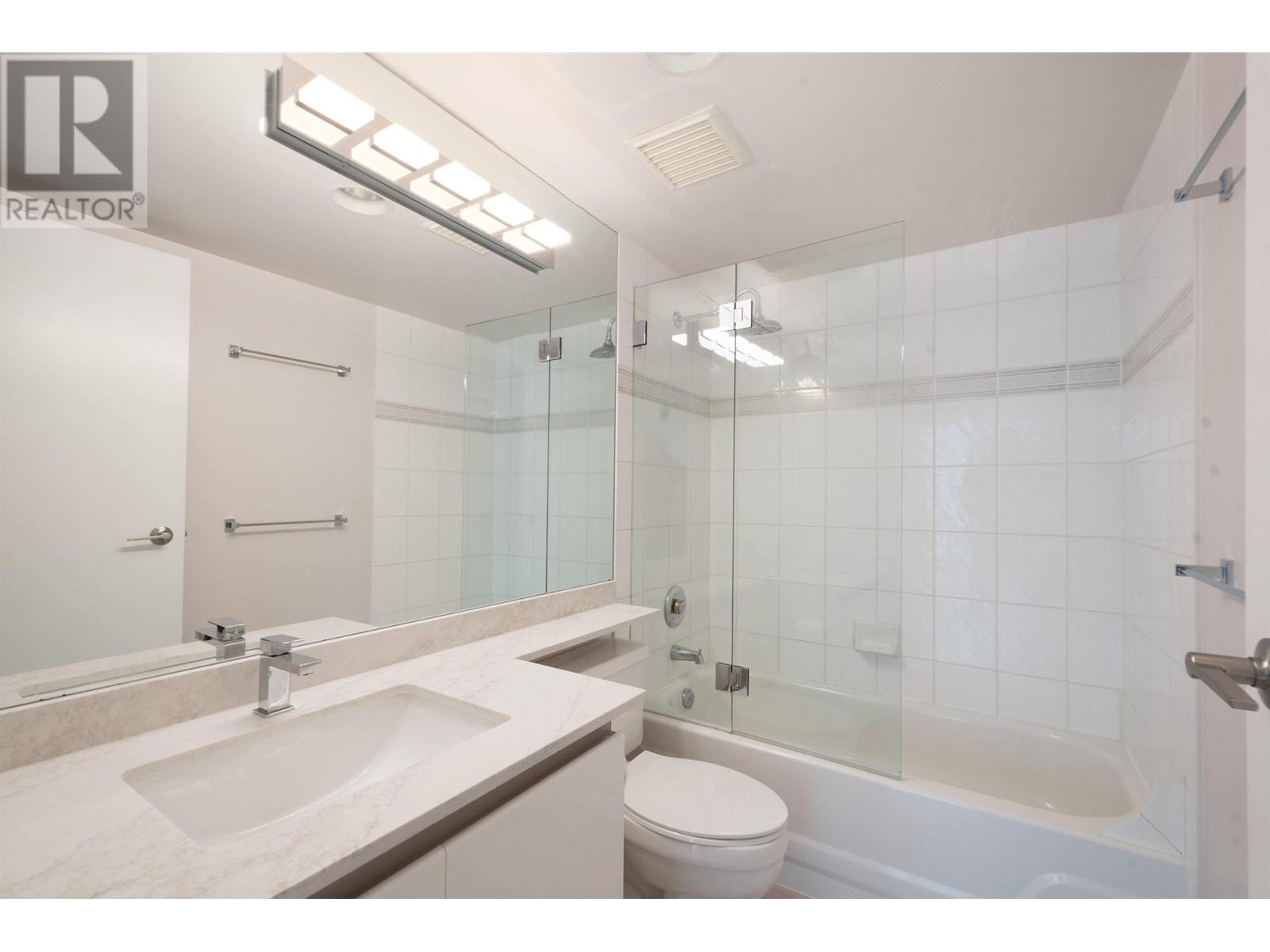 Listing Picture 19 of 40 : 1505 930 CAMBIE STREET, Vancouver / 溫哥華 - 魯藝地產 Yvonne Lu Group - MLS Medallion Club Member