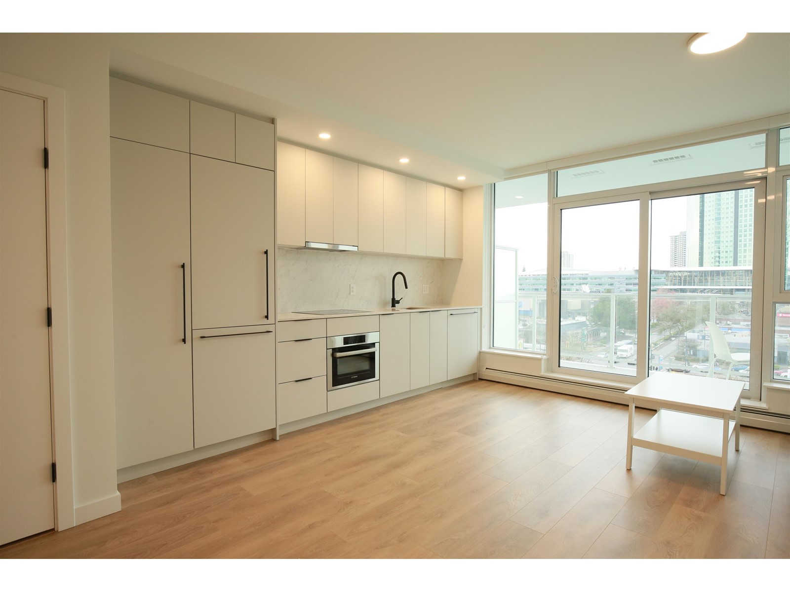609 13685 102 Avenue, Surrey, British Columbia  V3T 0S2 - Photo 4 - R2968992