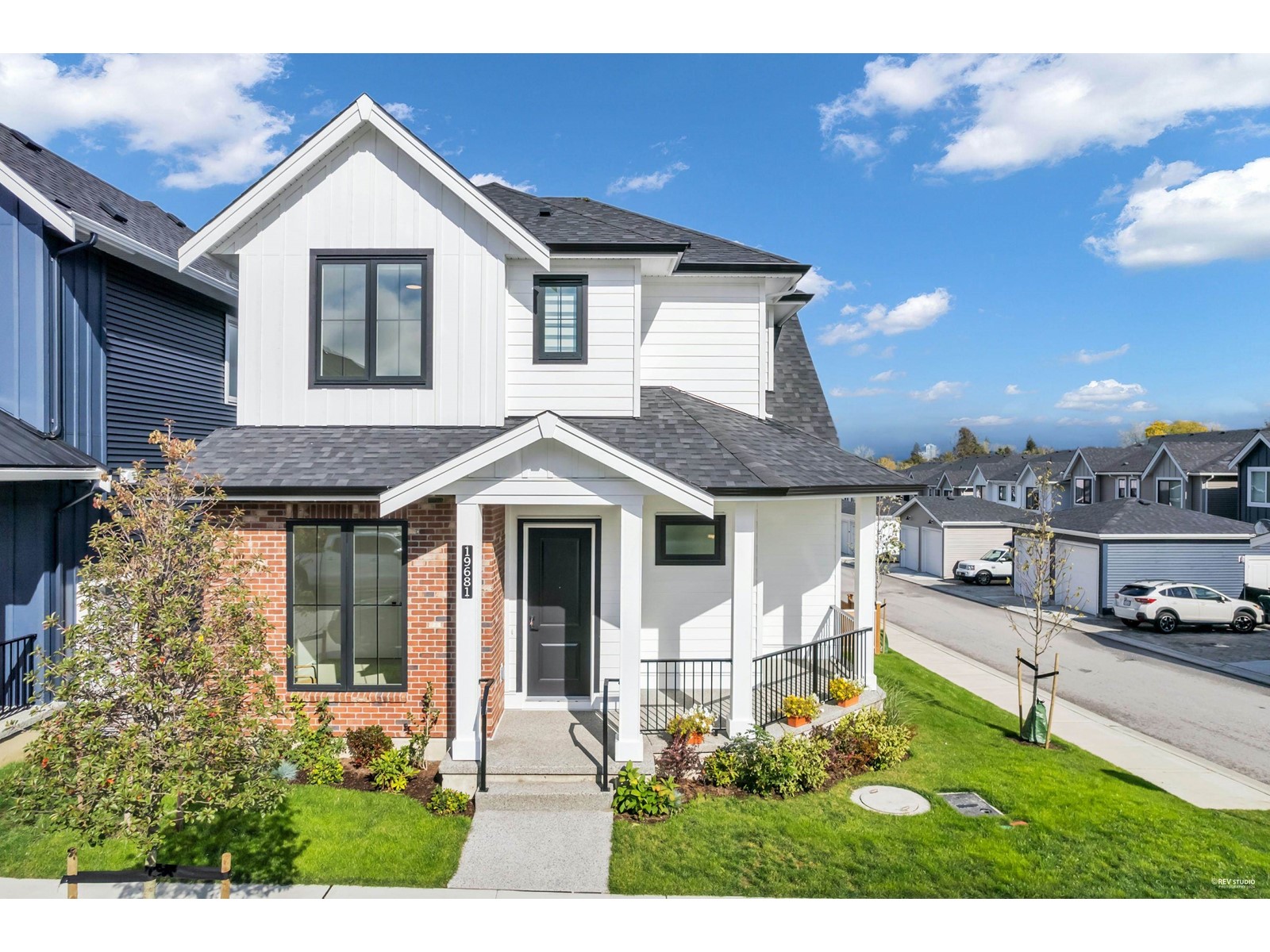 19681 75a Avenue, Langley, British Columbia  V2Y 3T2 - Photo 1 - R2969020