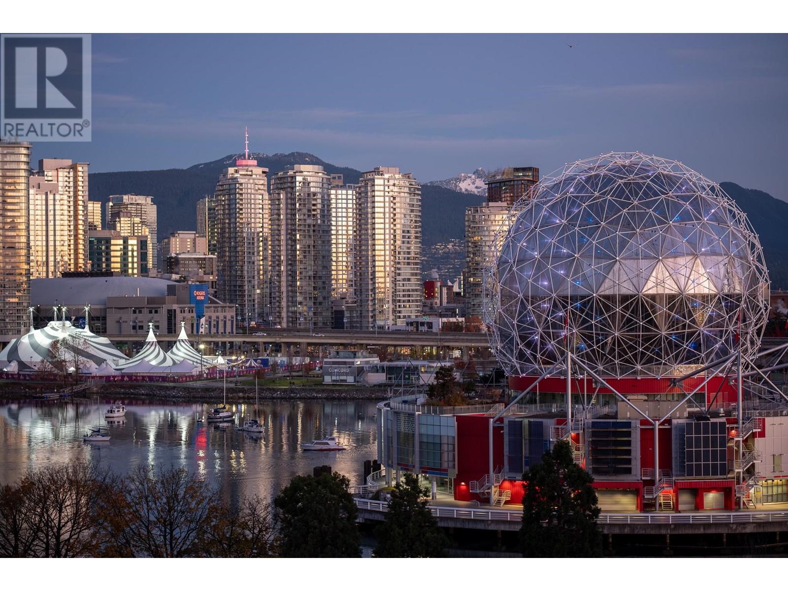 Listing Picture 2 of 33 : 908 1661 QUEBEC STREET, Vancouver / 溫哥華 - 魯藝地產 Yvonne Lu Group - MLS Medallion Club Member