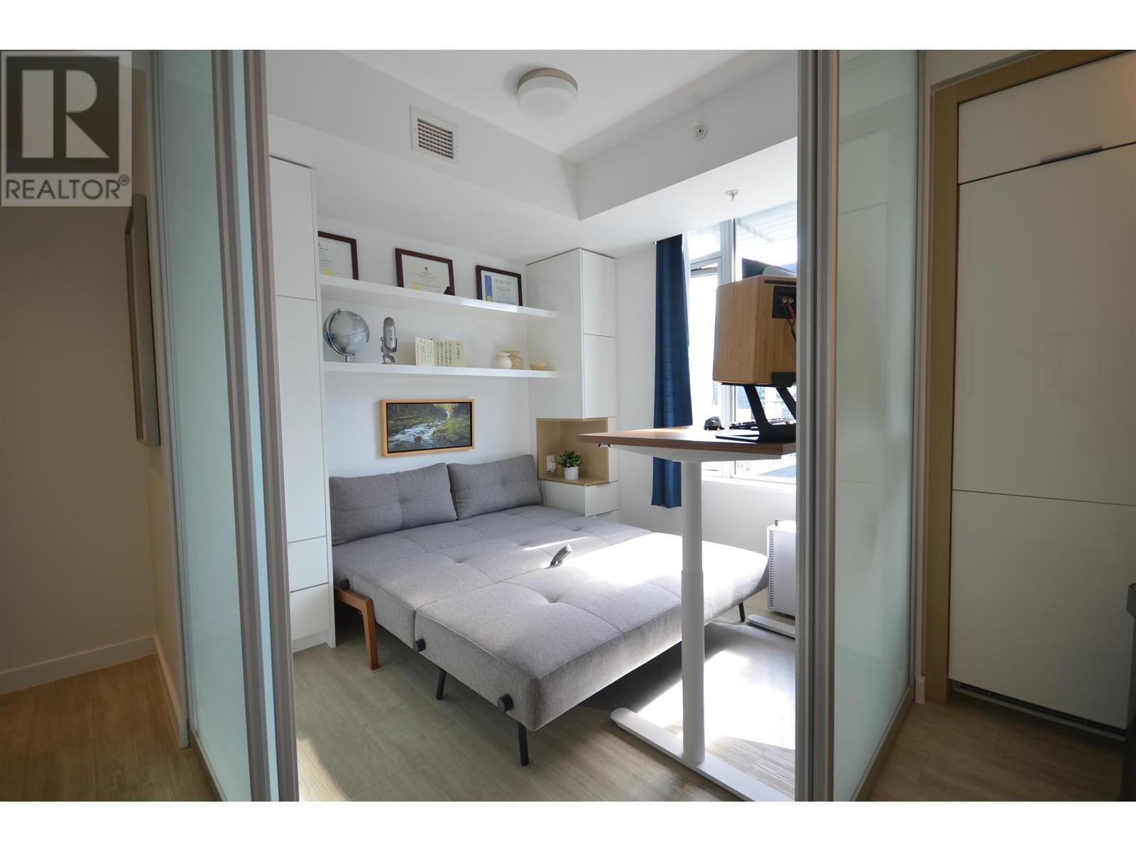 Listing Picture 16 of 33 : 908 1661 QUEBEC STREET, Vancouver / 溫哥華 - 魯藝地產 Yvonne Lu Group - MLS Medallion Club Member