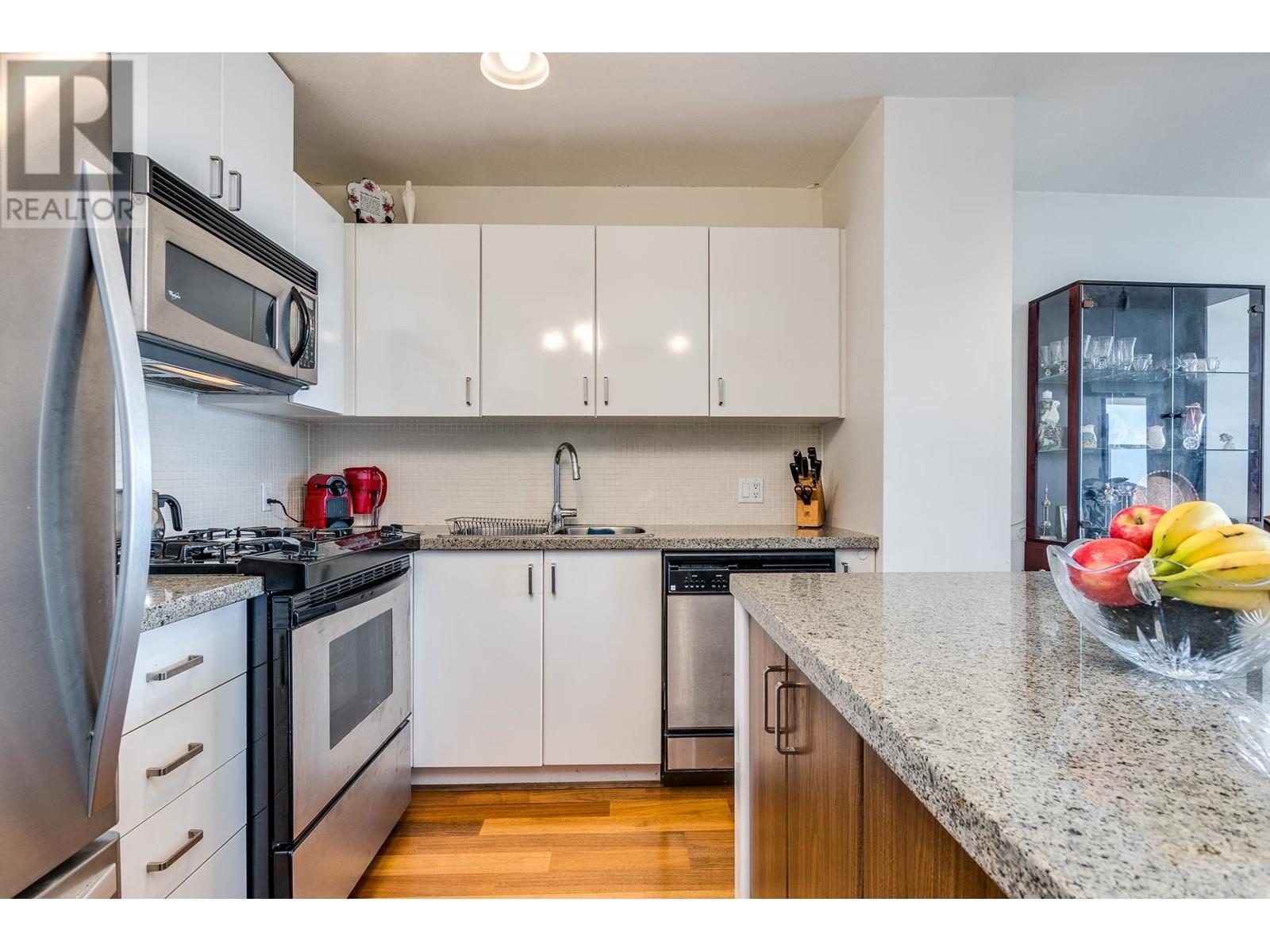 810 175 W 1st Street, North Vancouver, British Columbia  V7M 3N9 - Photo 6 - R2968965