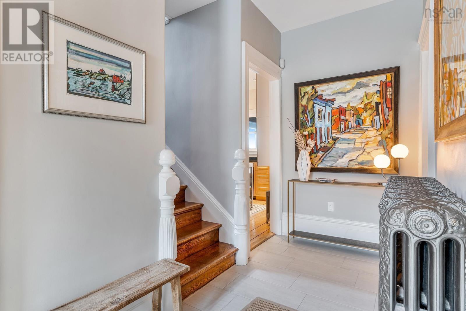 208 Pelham Street, Lunenburg, Nova Scotia  B0J 2C0 - Photo 10 - 202503264