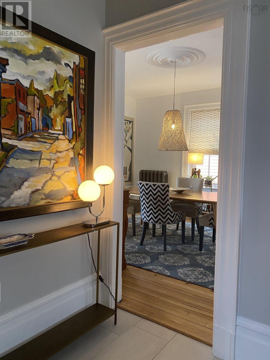 208 Pelham Street, Lunenburg, Nova Scotia  B0J 2C0 - Photo 18 - 202503264