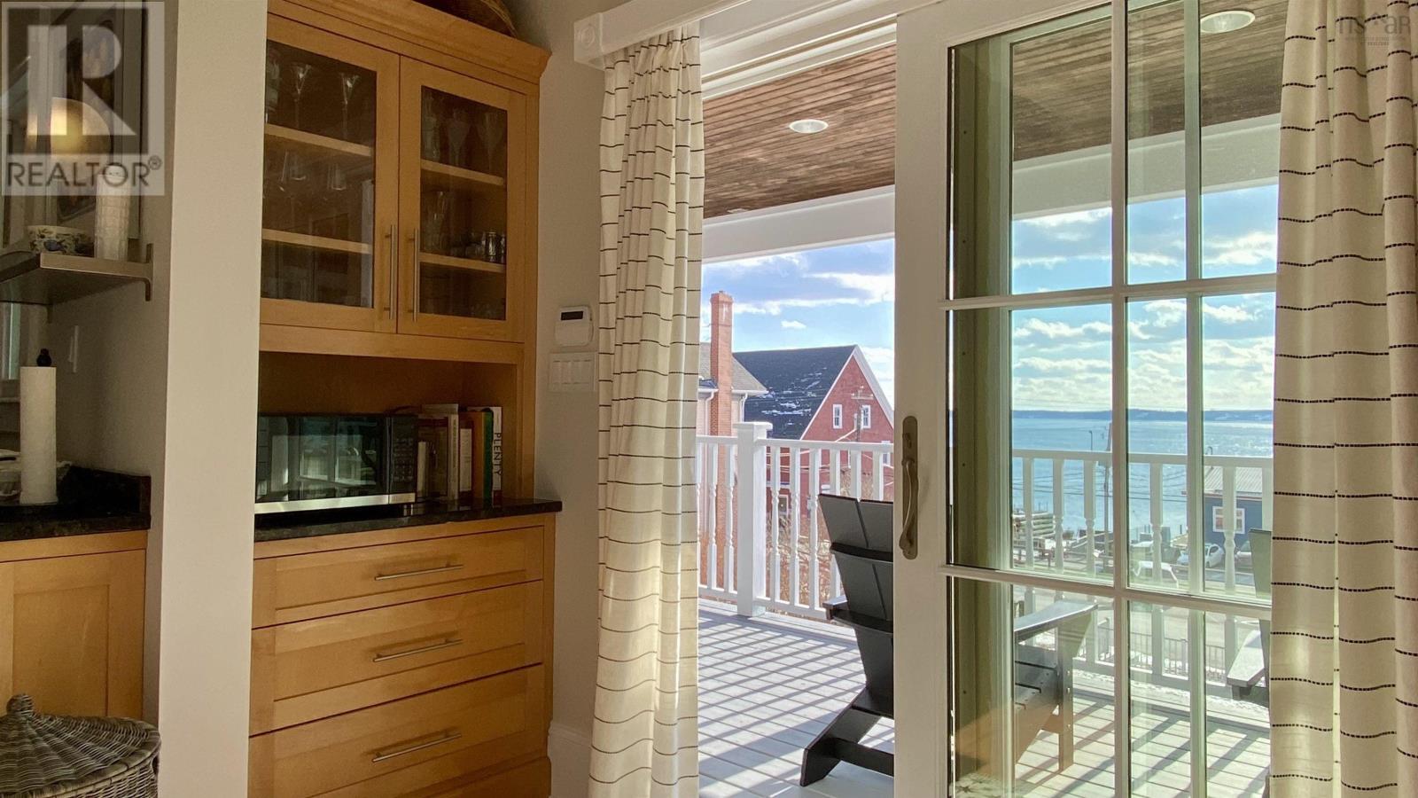 208 Pelham Street, Lunenburg, Nova Scotia  B0J 2C0 - Photo 20 - 202503264