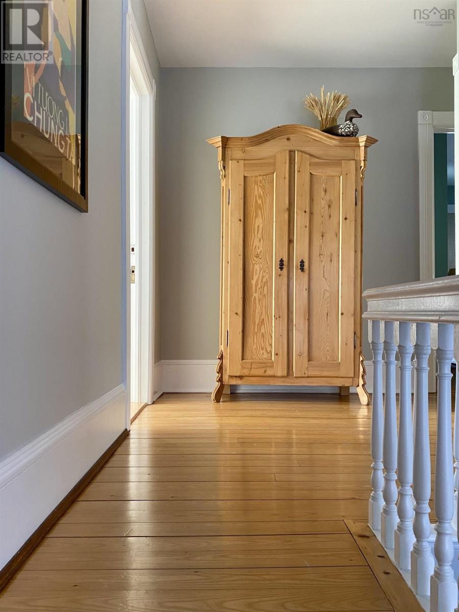 208 Pelham Street, Lunenburg, Nova Scotia  B0J 2C0 - Photo 26 - 202503264