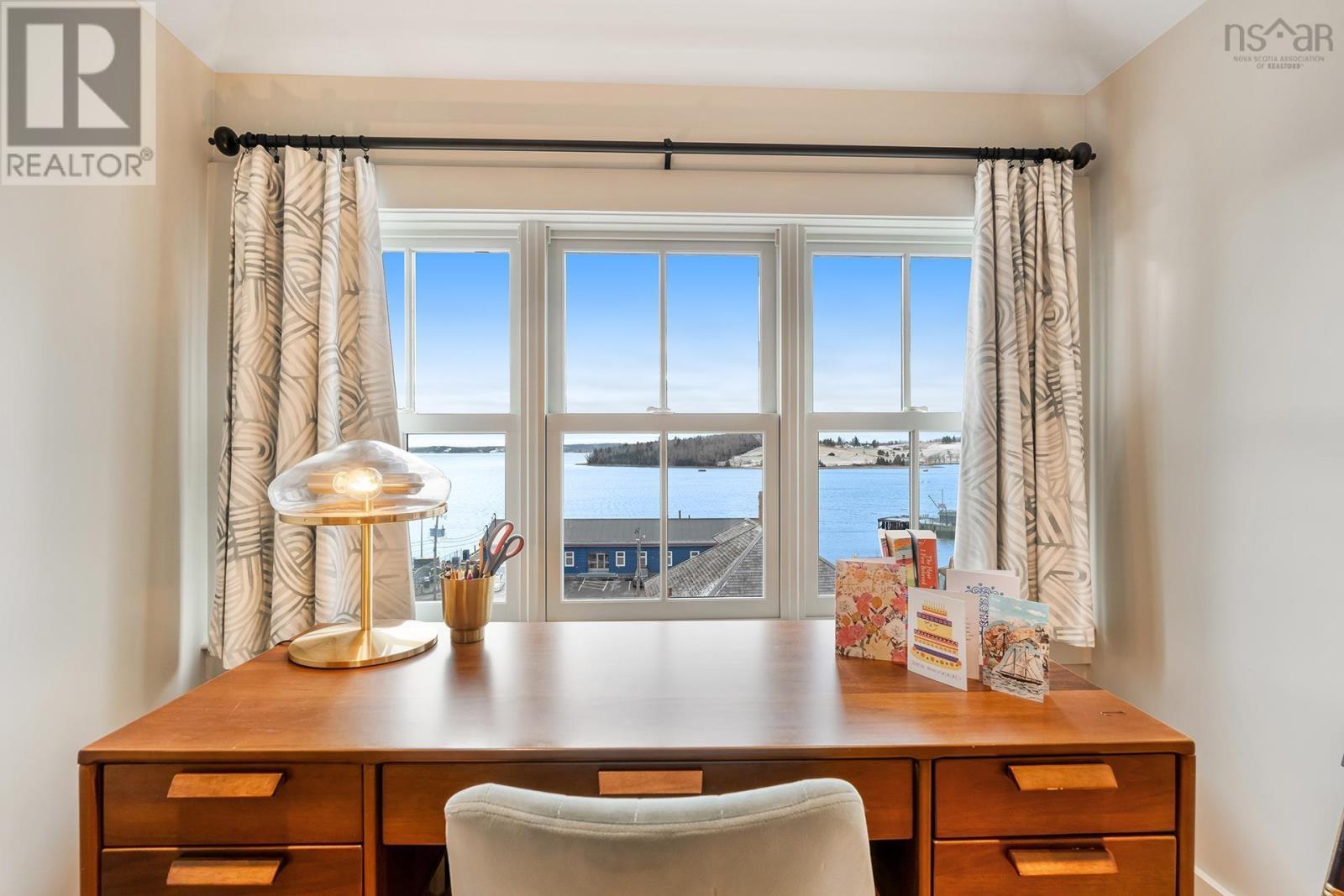 208 Pelham Street, Lunenburg, Nova Scotia  B0J 2C0 - Photo 39 - 202503264