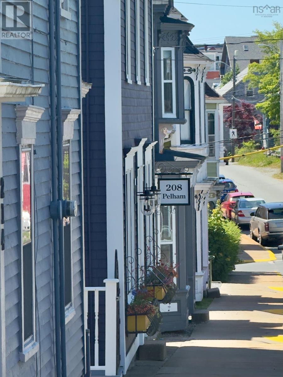 208 Pelham Street, Lunenburg, Nova Scotia  B0J 2C0 - Photo 46 - 202503264