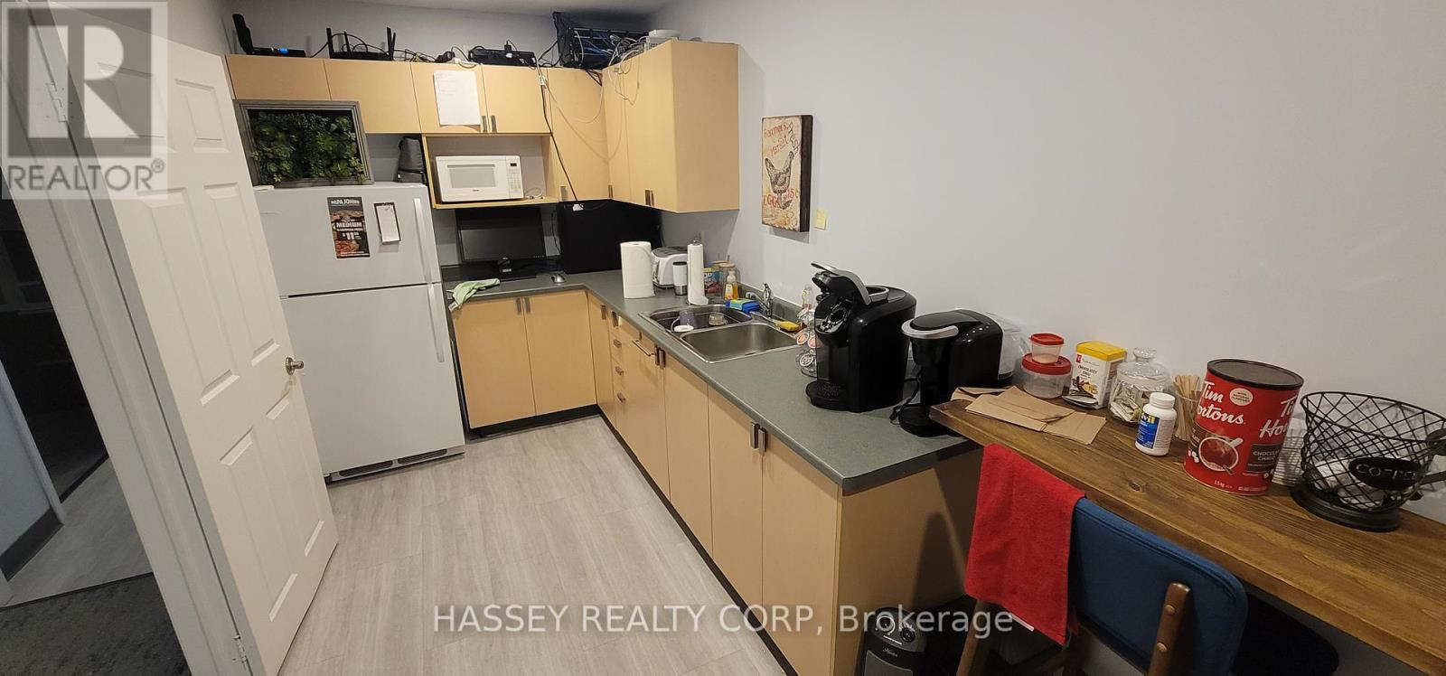 13 - 660 Bayview Drive, Barrie (400 East), Ontario  L4N 9P5 - Photo 7 - S11981227