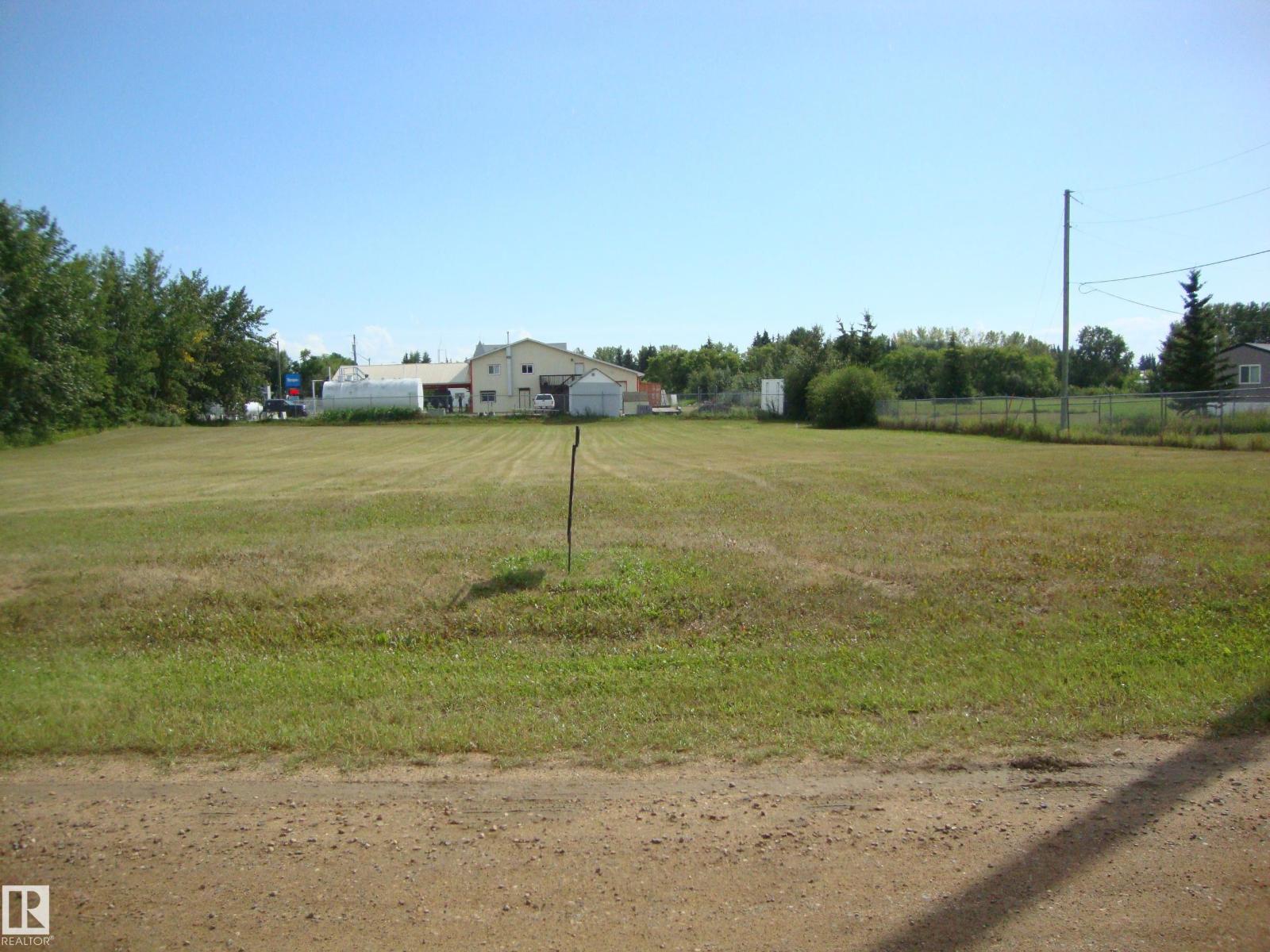 810 2nd st, thorhild, Alberta