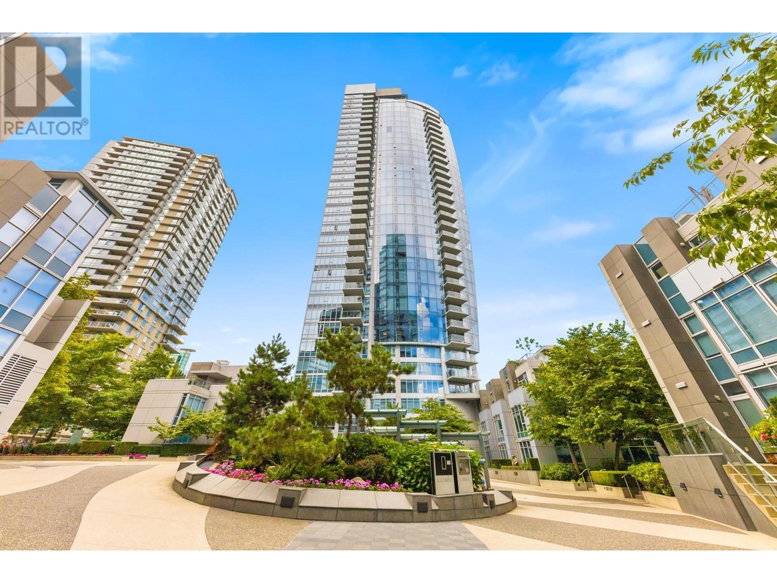 Listing Picture 2 of 28 : 3203 1281 W CORDOVA STREET, Vancouver / 溫哥華 - 魯藝地產 Yvonne Lu Group - MLS Medallion Club Member