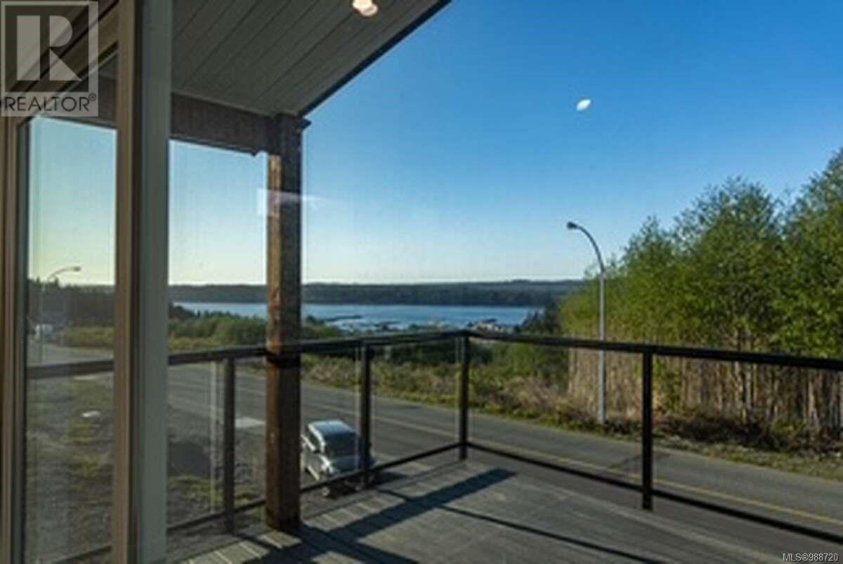 2087 Pioneer Hill Dr, Port McNeill, British Columbia