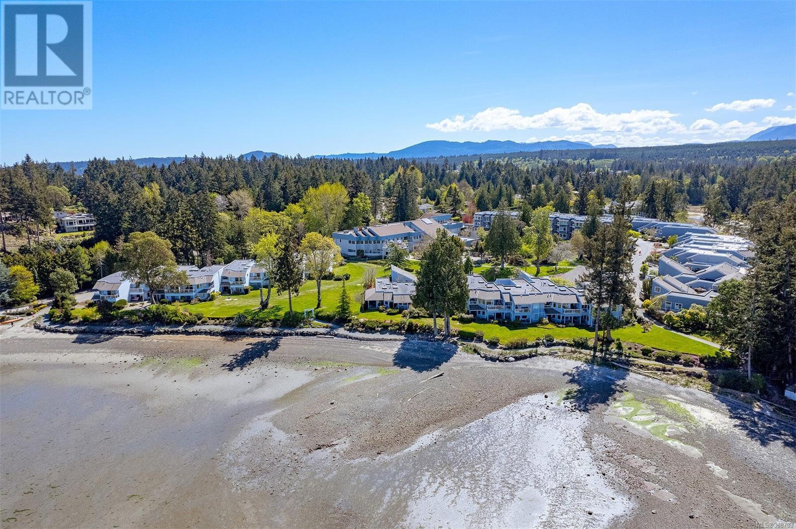 735 1600 Stroulger Rd, Nanoose Bay, British Columbia