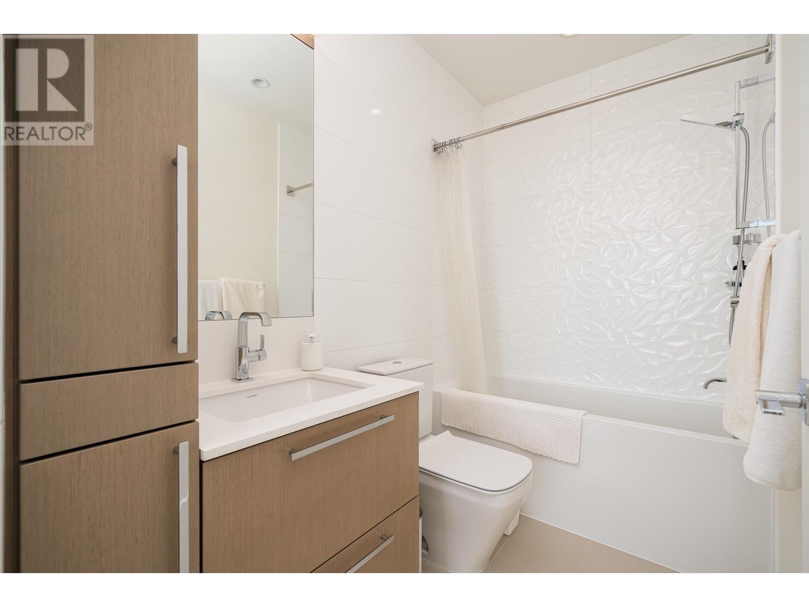 Listing Picture 24 of 30 : 404 6168 EAST BOULEVARD, Vancouver / 溫哥華 - 魯藝地產 Yvonne Lu Group - MLS Medallion Club Member