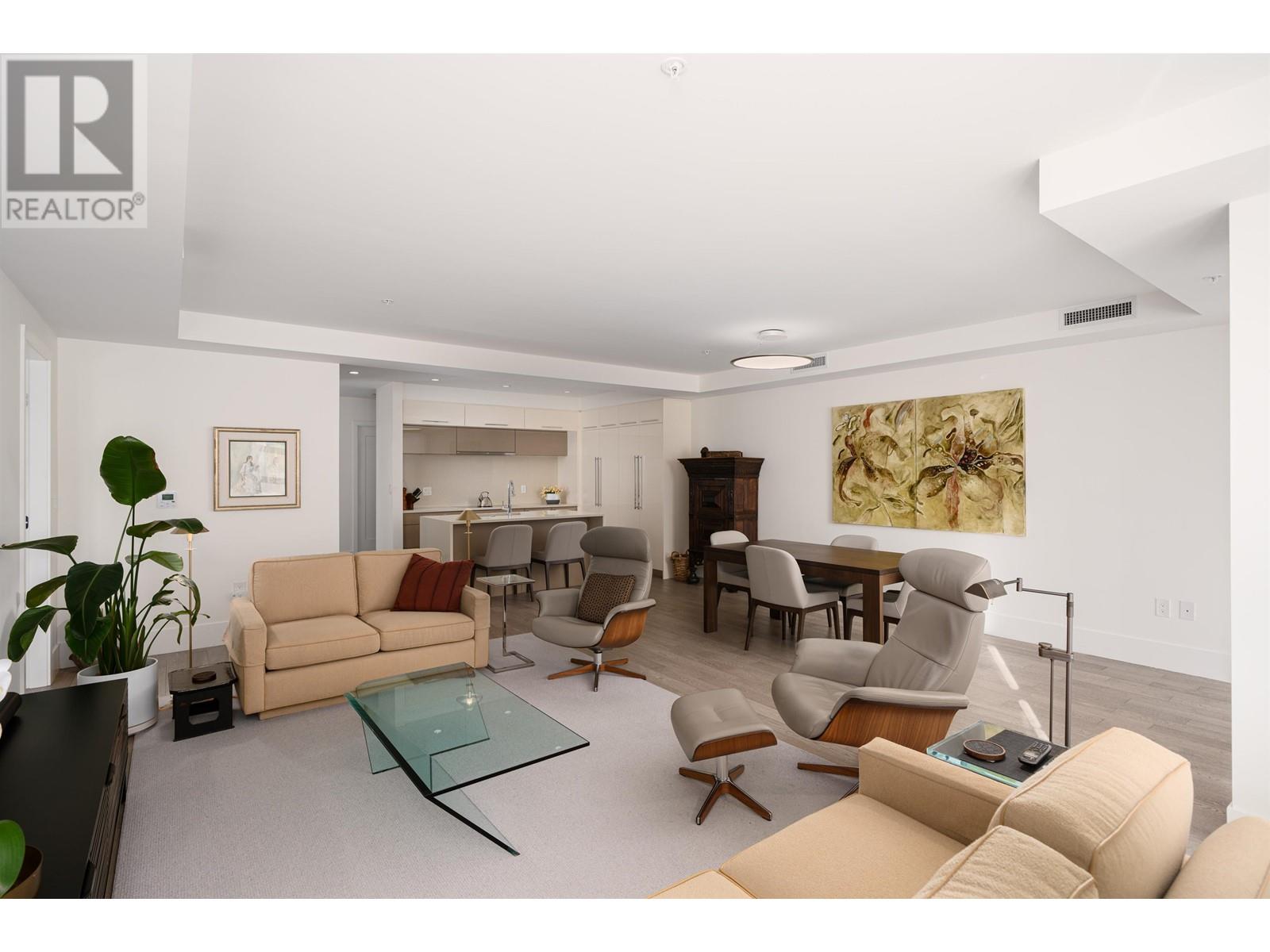 Listing Picture 7 of 30 : 404 6168 EAST BOULEVARD, Vancouver / 溫哥華 - 魯藝地產 Yvonne Lu Group - MLS Medallion Club Member