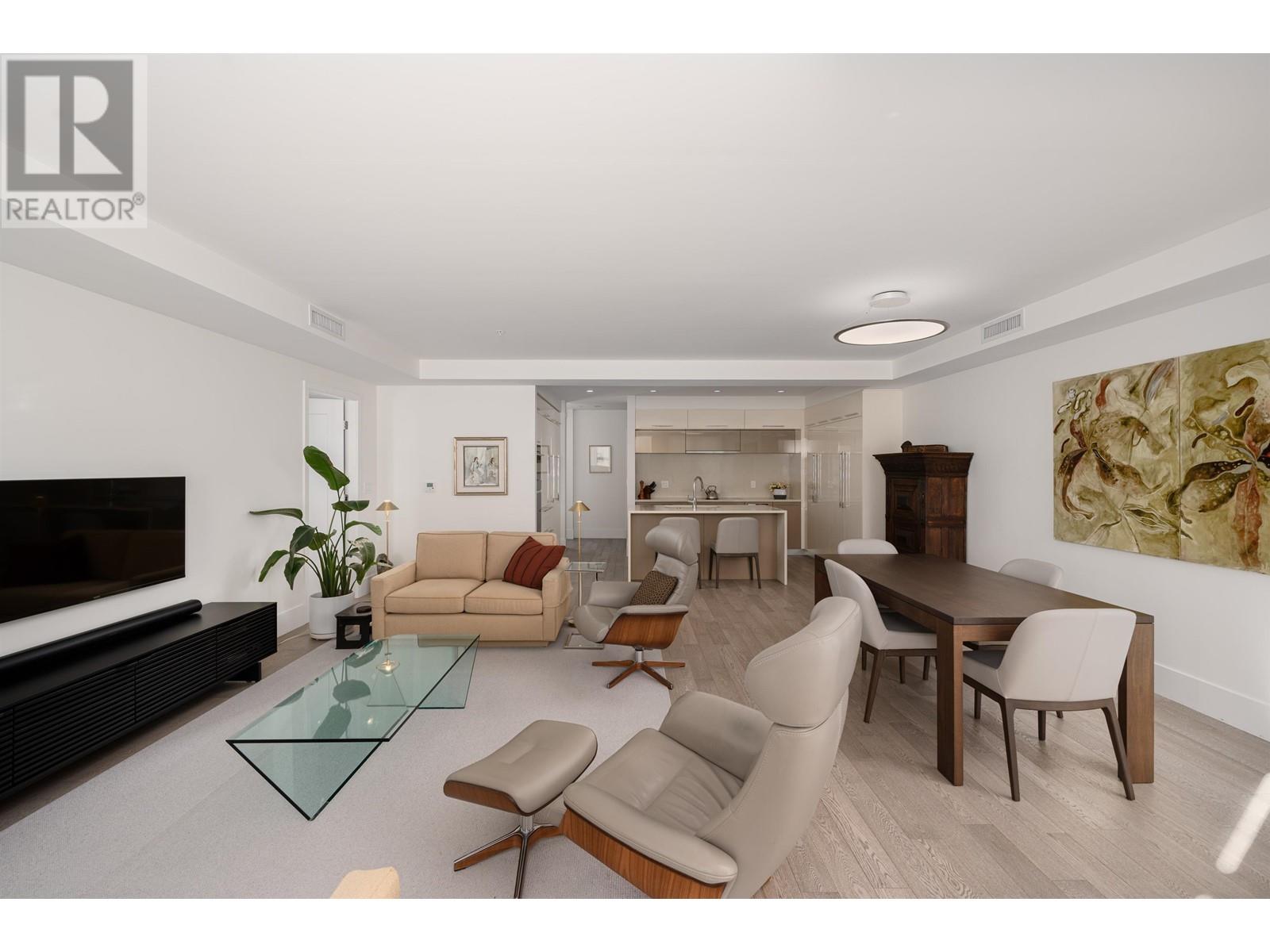 Listing Picture 8 of 30 : 404 6168 EAST BOULEVARD, Vancouver / 溫哥華 - 魯藝地產 Yvonne Lu Group - MLS Medallion Club Member