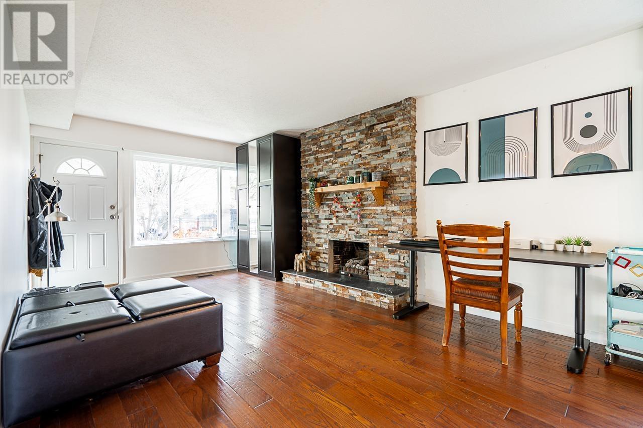 Listing Picture 23 of 40 : 1379-1381 E 11TH AVENUE, Vancouver / 溫哥華 - 魯藝地產 Yvonne Lu Group - MLS Medallion Club Member