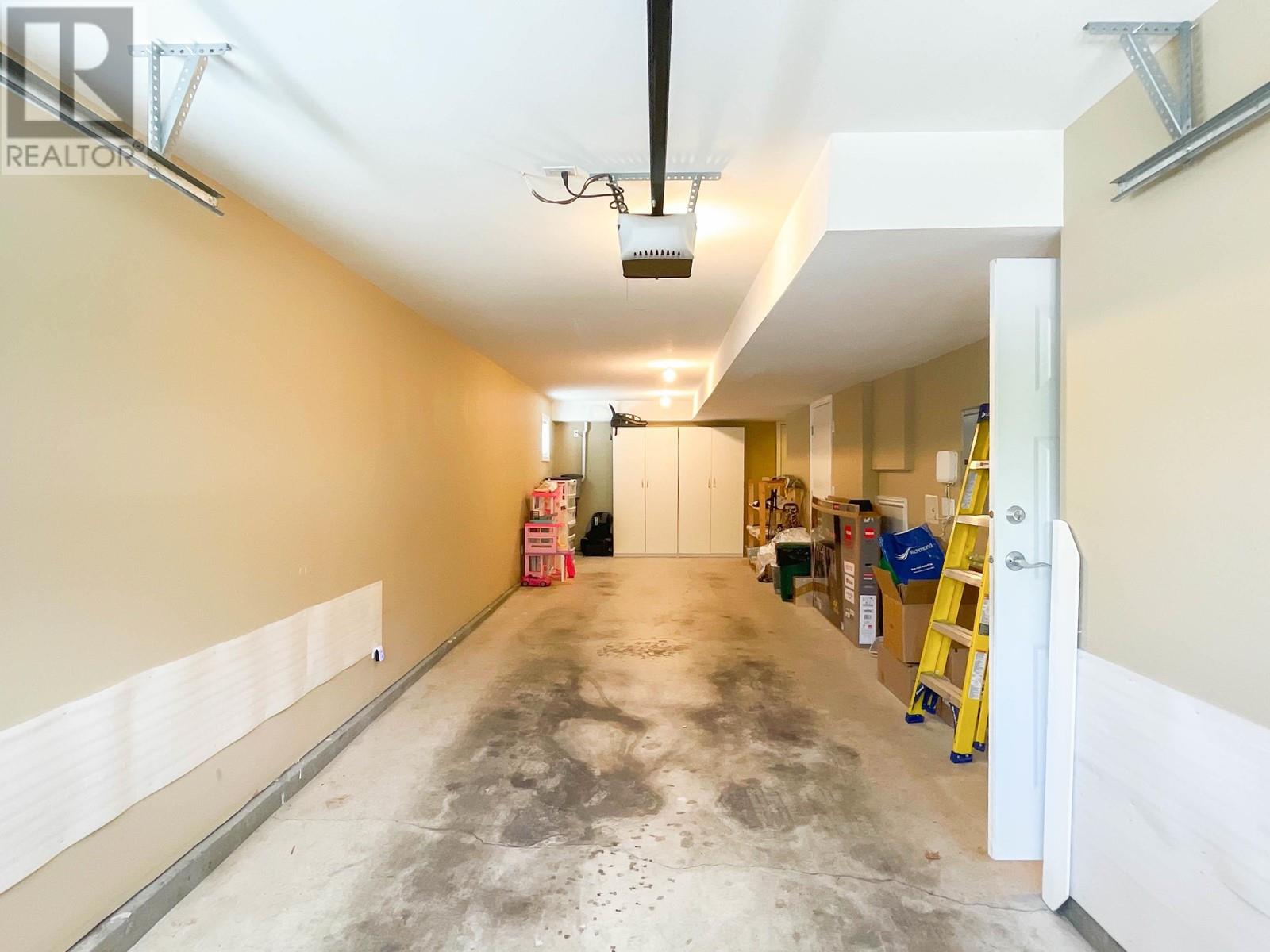 Listing Picture 23 of 24 : 11 8080 FRANCIS ROAD, Richmond / 烈治文 - 魯藝地產 Yvonne Lu Group - MLS Medallion Club Member