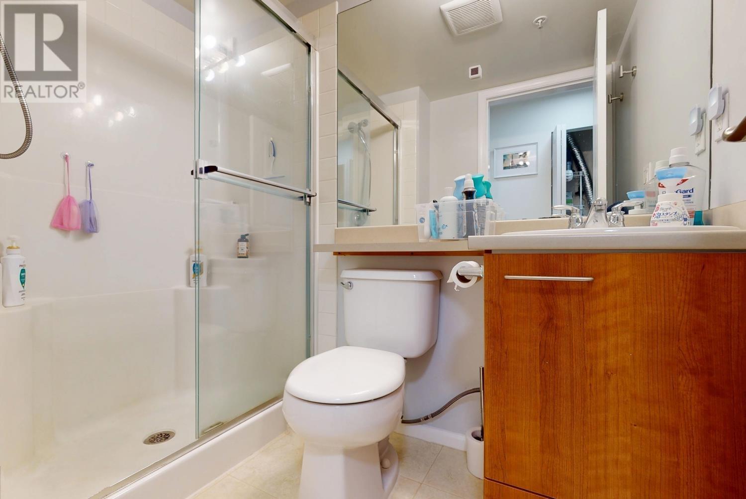 Listing Picture 18 of 26 : 309 9200 FERNDALE ROAD, Richmond / 烈治文 - 魯藝地產 Yvonne Lu Group - MLS Medallion Club Member