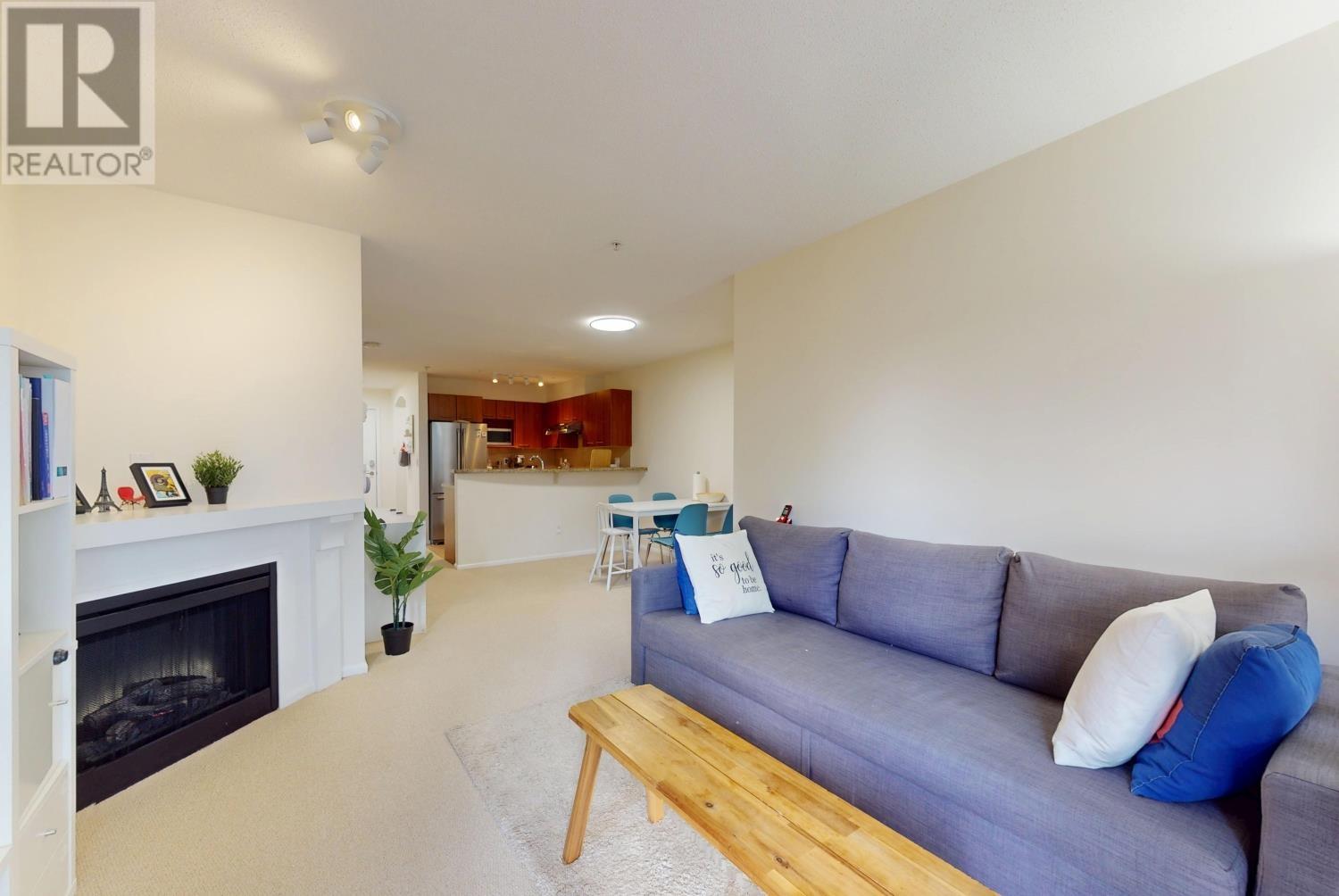 Listing Picture 5 of 26 : 309 9200 FERNDALE ROAD, Richmond / 烈治文 - 魯藝地產 Yvonne Lu Group - MLS Medallion Club Member