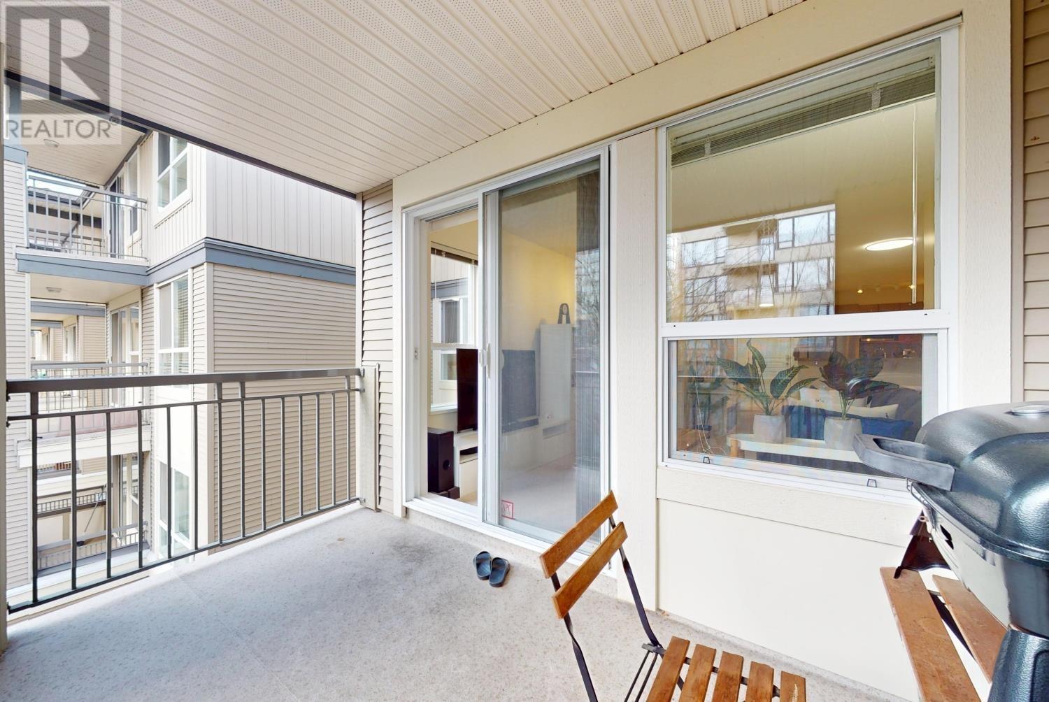 Listing Picture 22 of 26 : 309 9200 FERNDALE ROAD, Richmond / 烈治文 - 魯藝地產 Yvonne Lu Group - MLS Medallion Club Member