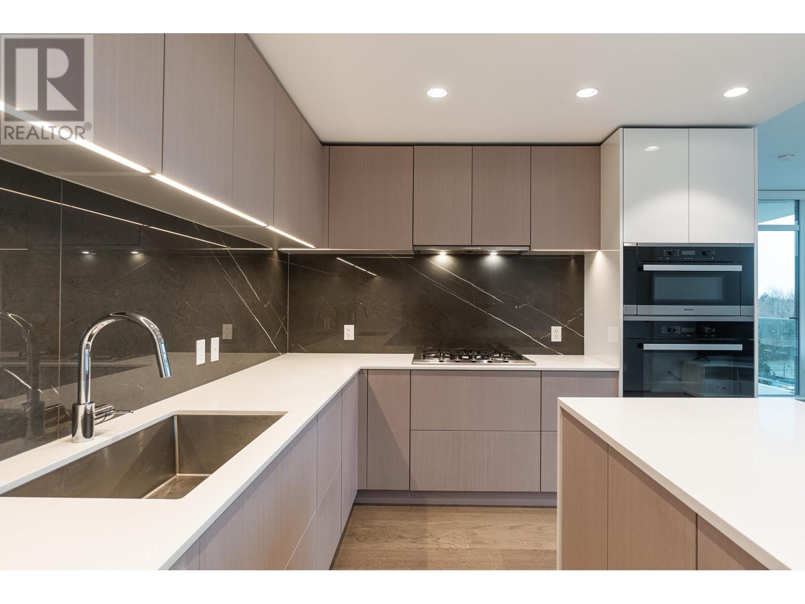 606 1675 Lions Gate Lane, North Vancouver, British Columbia  V7P 3B4 - Photo 12 - R2969026
