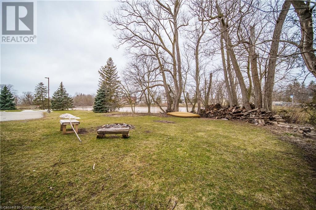 Property at 136 FOUNDRY Street image 4