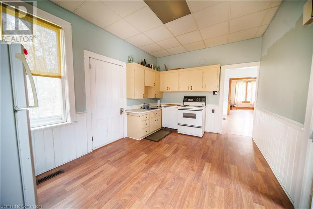136 Foundry Street, Baden, Ontario  N3A 2P7 - Photo 7 - 40699113
