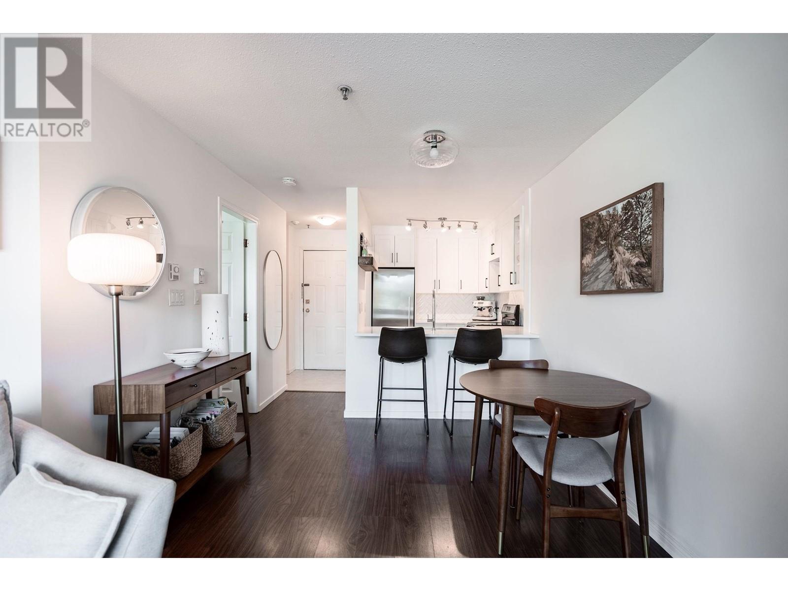 Listing Picture 7 of 40 : 207 2160 CORNWALL AVENUE, Vancouver / 溫哥華 - 魯藝地產 Yvonne Lu Group - MLS Medallion Club Member