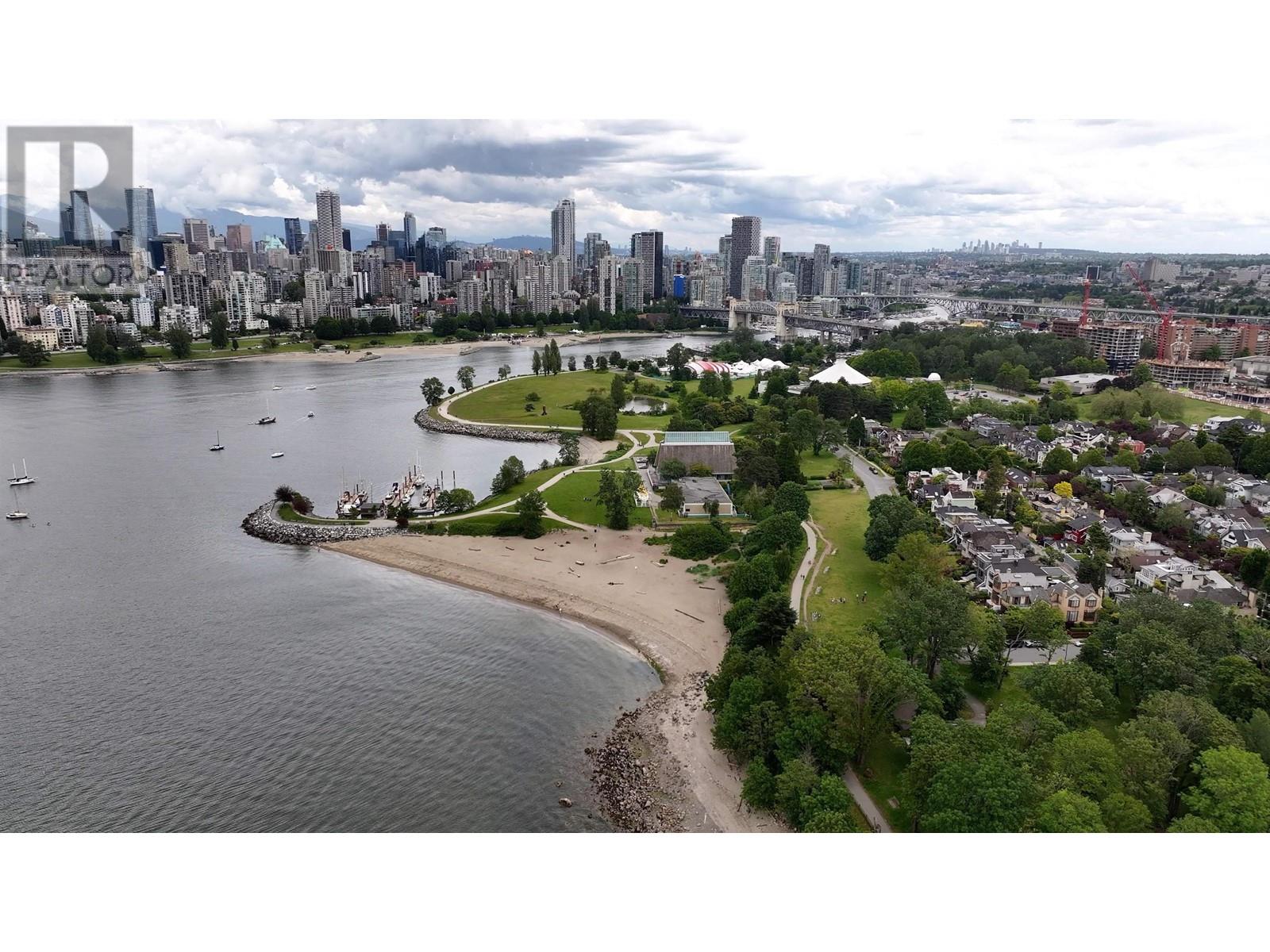 Listing Picture 35 of 40 : 207 2160 CORNWALL AVENUE, Vancouver / 溫哥華 - 魯藝地產 Yvonne Lu Group - MLS Medallion Club Member