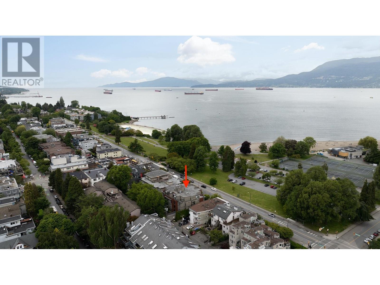 Listing Picture 32 of 40 : 207 2160 CORNWALL AVENUE, Vancouver / 溫哥華 - 魯藝地產 Yvonne Lu Group - MLS Medallion Club Member