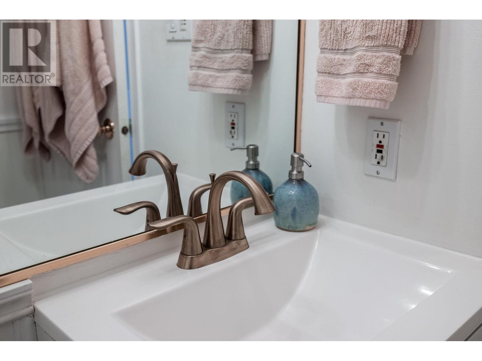 Listing Picture 20 of 40 : 207 2160 CORNWALL AVENUE, Vancouver / 溫哥華 - 魯藝地產 Yvonne Lu Group - MLS Medallion Club Member