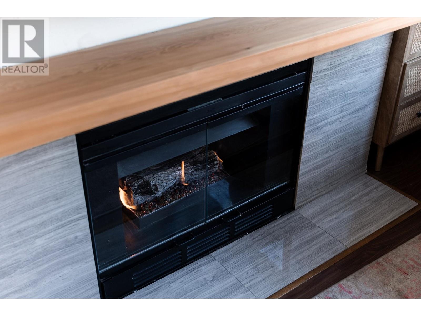 Listing Picture 6 of 40 : 207 2160 CORNWALL AVENUE, Vancouver / 溫哥華 - 魯藝地產 Yvonne Lu Group - MLS Medallion Club Member