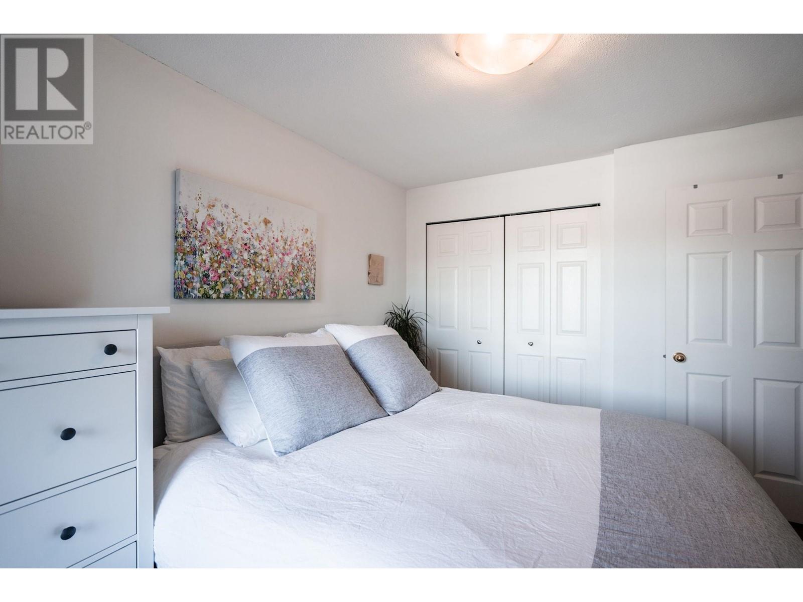 Listing Picture 18 of 40 : 207 2160 CORNWALL AVENUE, Vancouver / 溫哥華 - 魯藝地產 Yvonne Lu Group - MLS Medallion Club Member