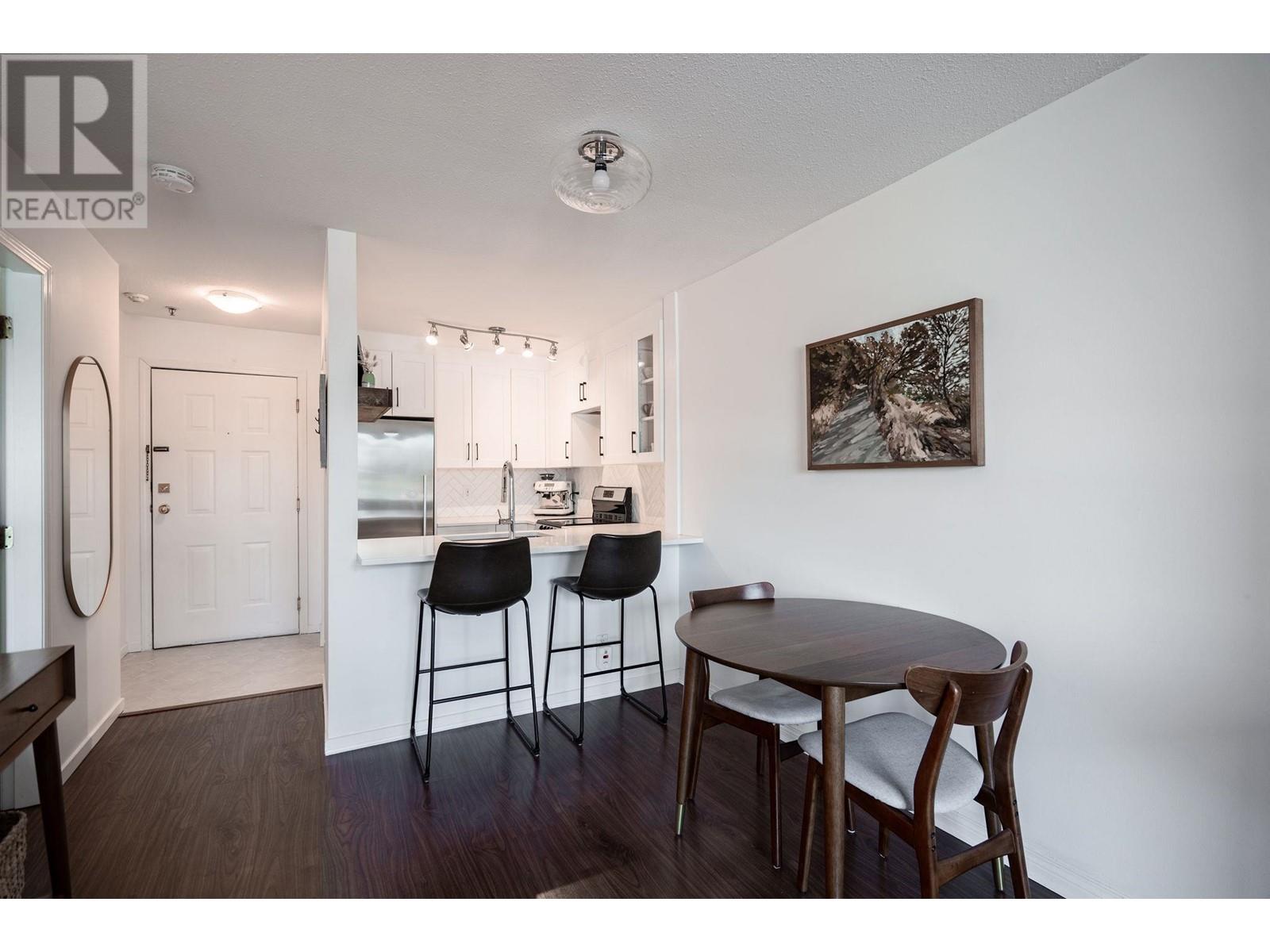 Listing Picture 16 of 40 : 207 2160 CORNWALL AVENUE, Vancouver / 溫哥華 - 魯藝地產 Yvonne Lu Group - MLS Medallion Club Member