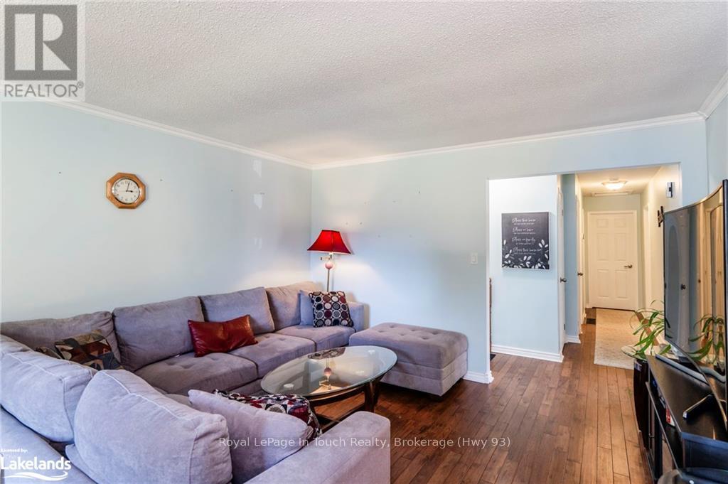 35 Dorcas Avenue, Tiny, Ontario  L0L 2T0 - Photo 11 - S10438363