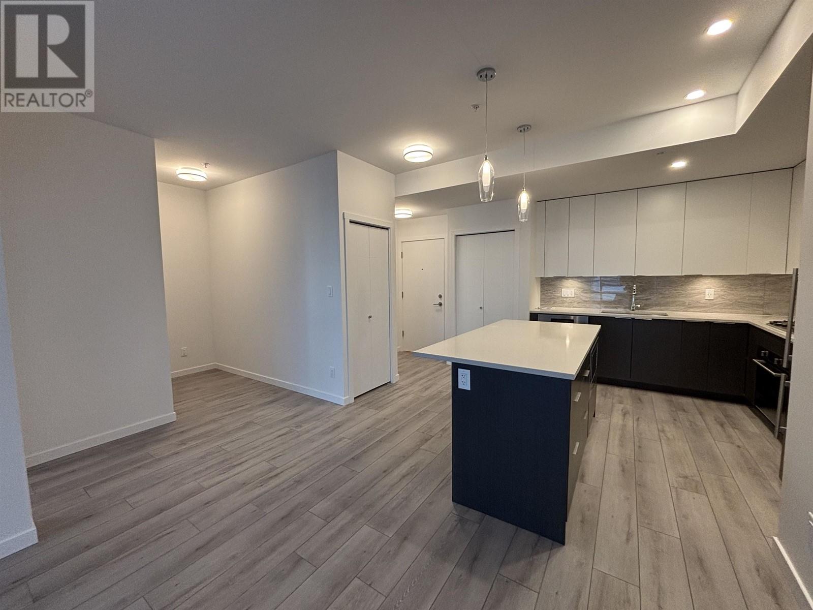202 11641 227 Street, Maple Ridge, British Columbia  V2X 9J6 - Photo 2 - R2939642