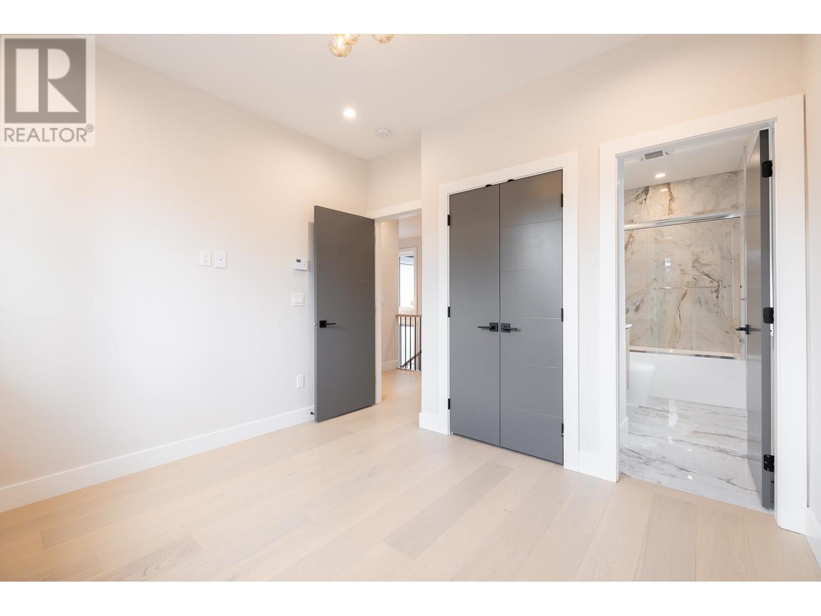 8055 18th Avenue, Burnaby, British Columbia  V3N 1J9 - Photo 23 - R2968919