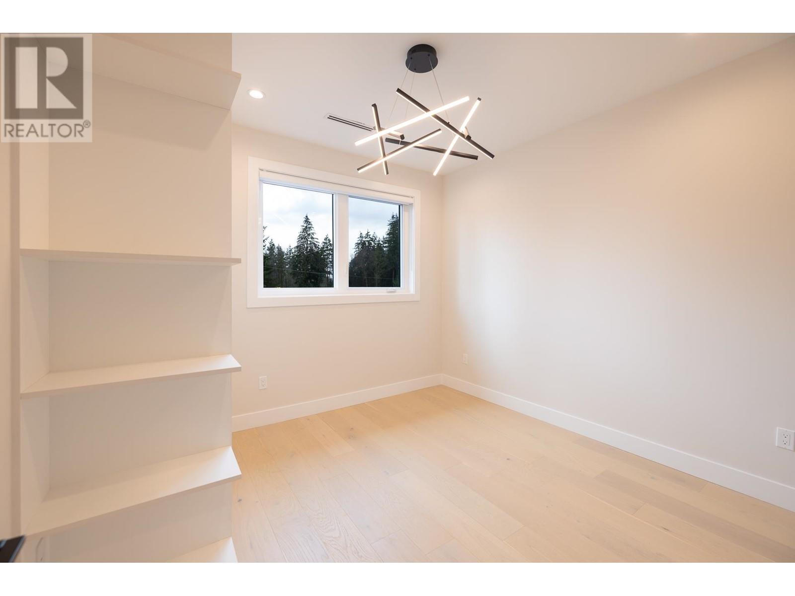 8055 18th Avenue, Burnaby, British Columbia  V3N 1J9 - Photo 22 - R2968919