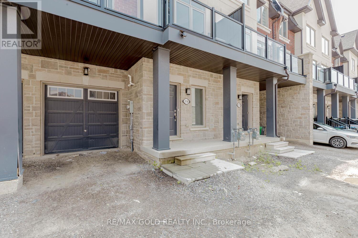 Property at 19 TIVERON AVENUE image 3