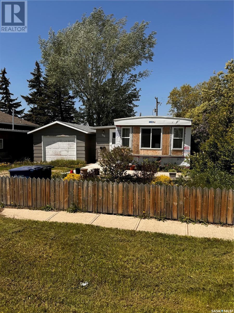 211 PRAIRIE STREET, yellow grass, Saskatchewan